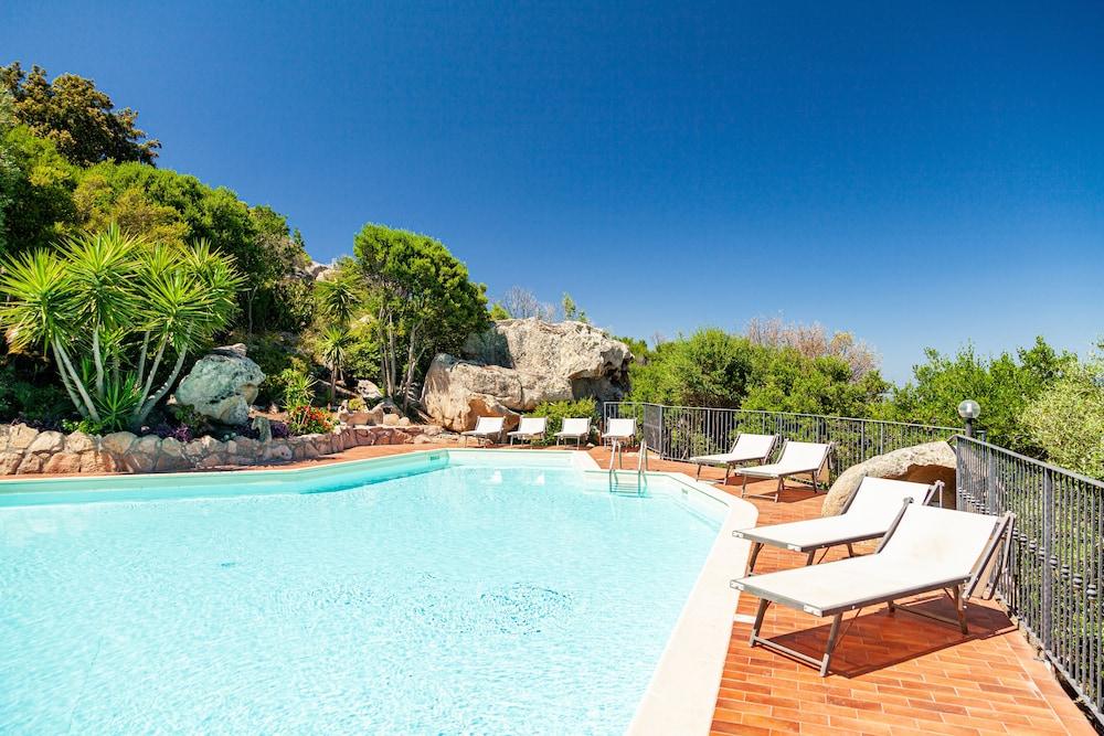 Hotel San Trano Luogosanto Εξωτερικό φωτογραφία