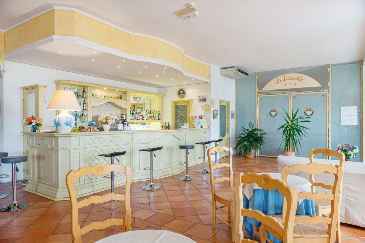 Hotel San Trano Luogosanto Εξωτερικό φωτογραφία