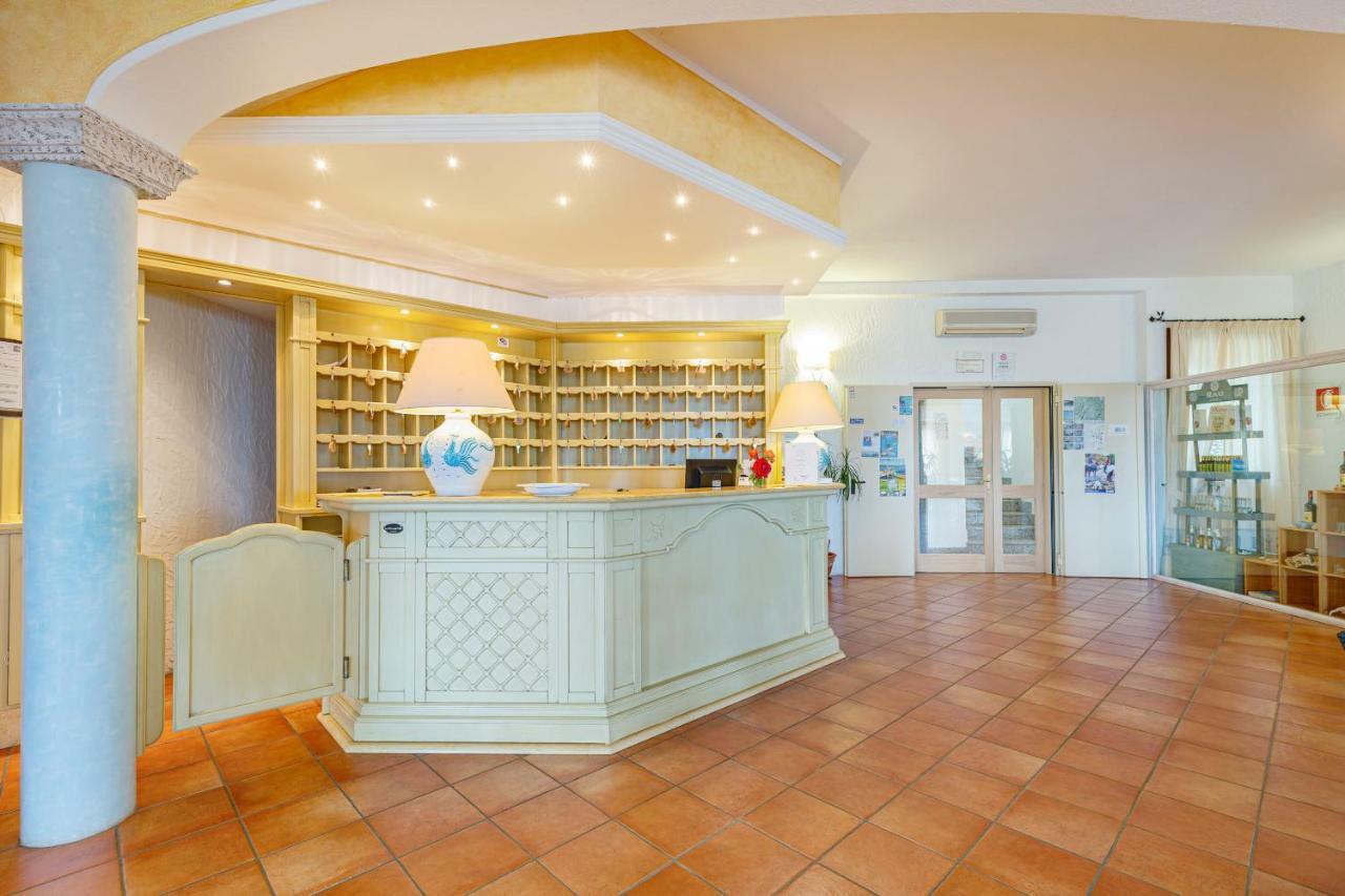 Hotel San Trano Luogosanto Εξωτερικό φωτογραφία